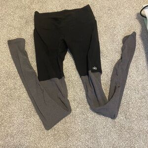 Black and Gray Ribbed Alo Leggings